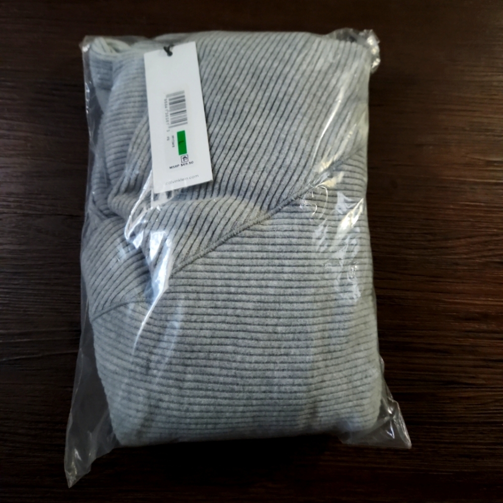 NEW Calvin Klein Performance Ribbed Long-Sleeve Turtleneck Size Large $70 MSRP